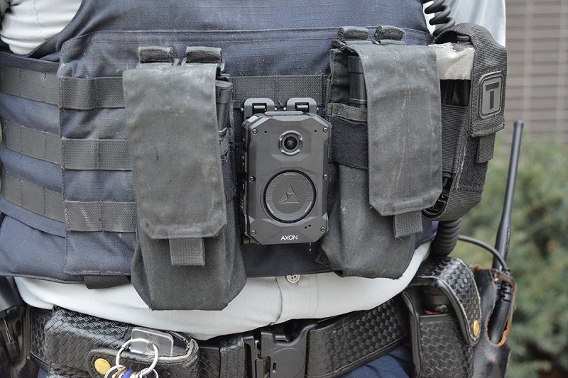 Officer wearing body worn camera